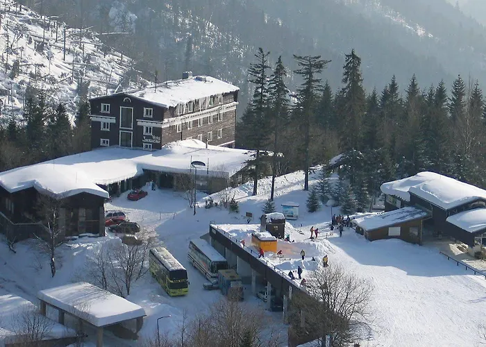 Srdiecko Szálloda Tále